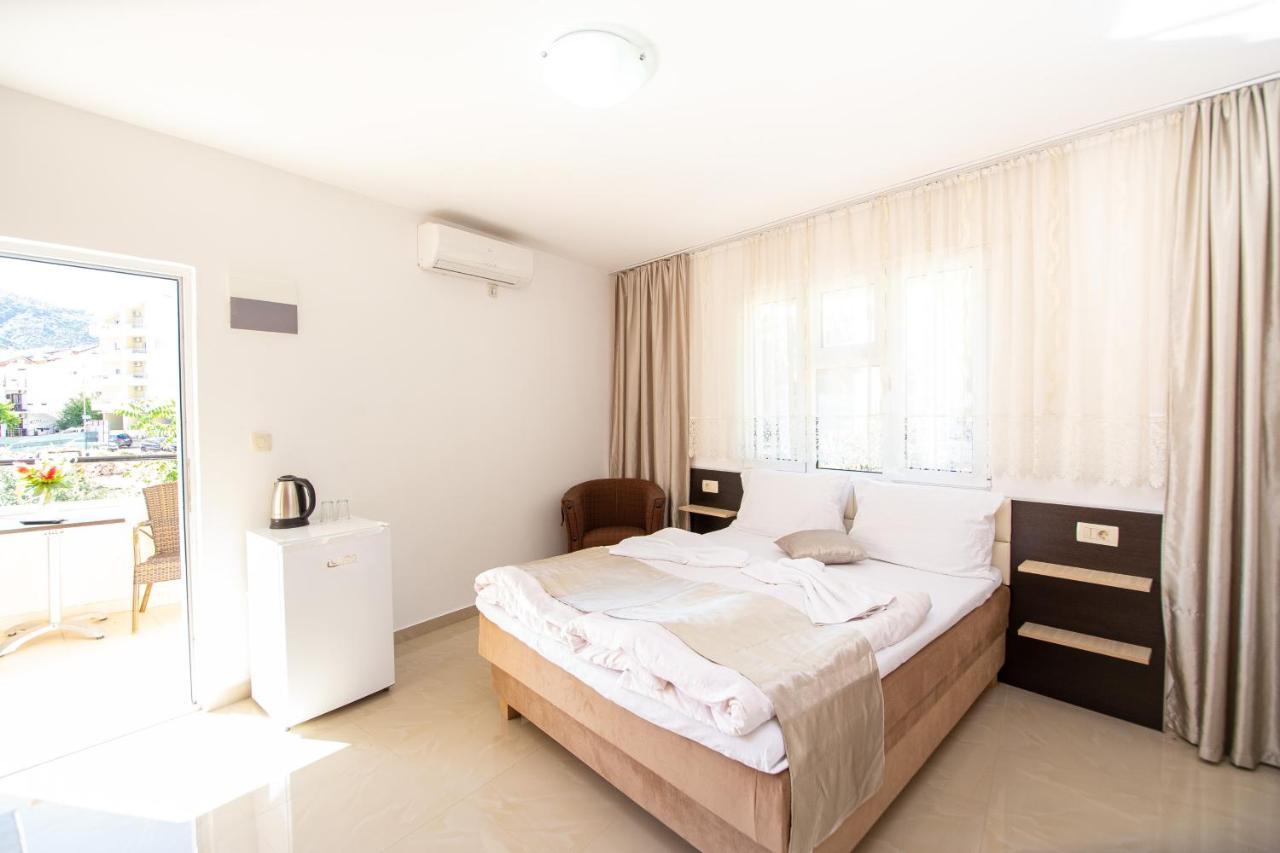 Saki Apartments Budua Esterno foto