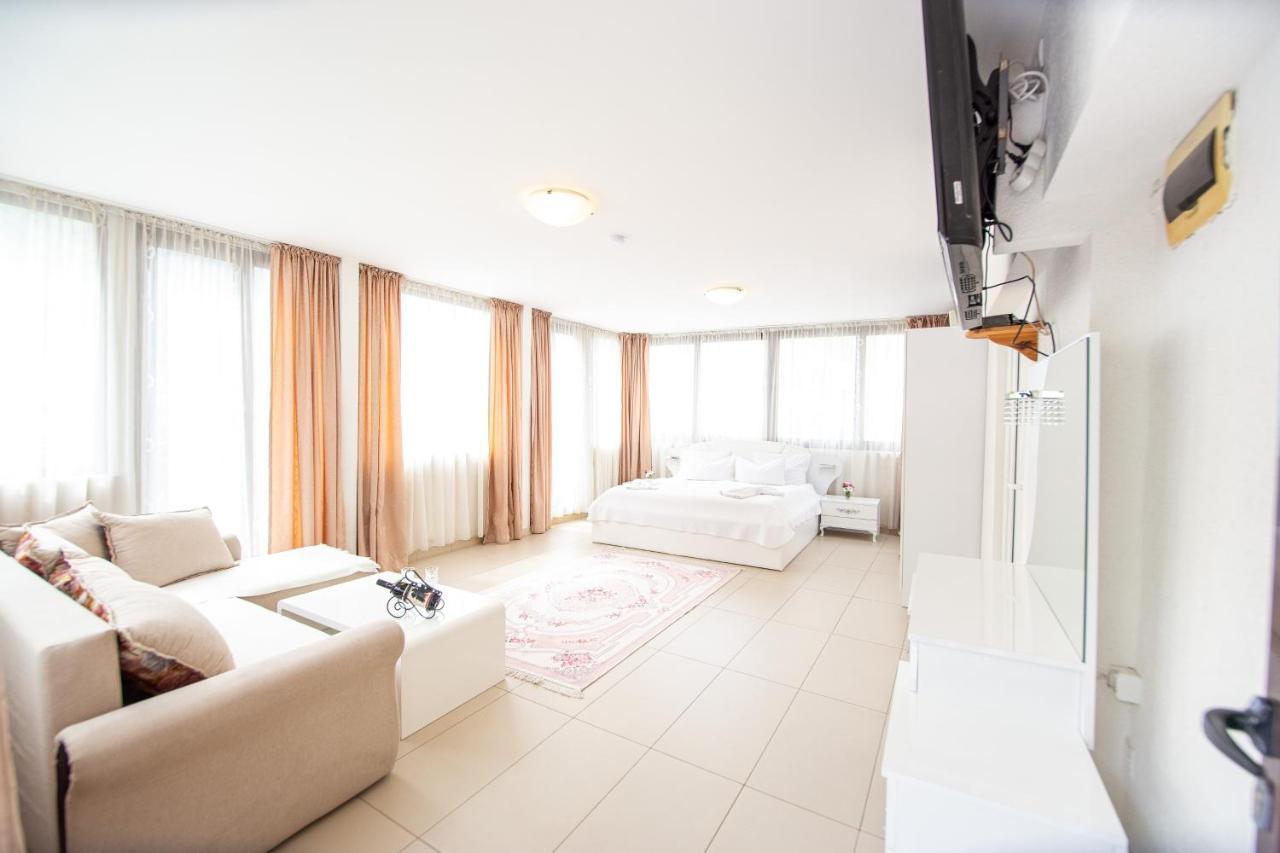 Saki Apartments Budua Esterno foto