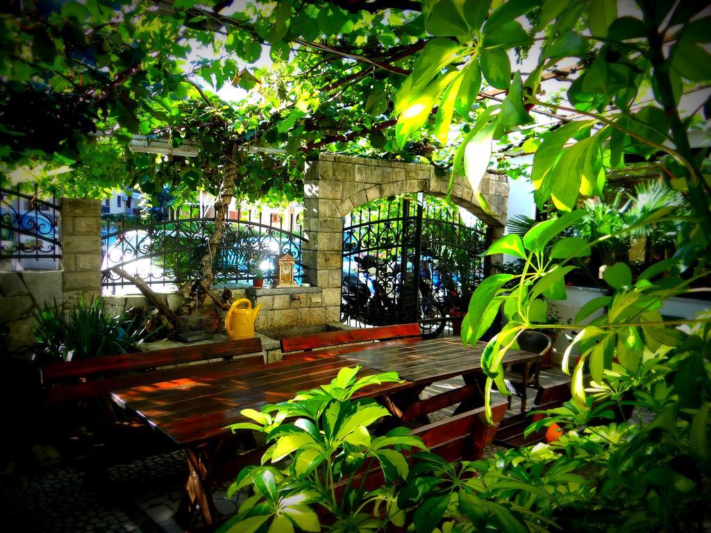 Saki Apartments Budua Esterno foto