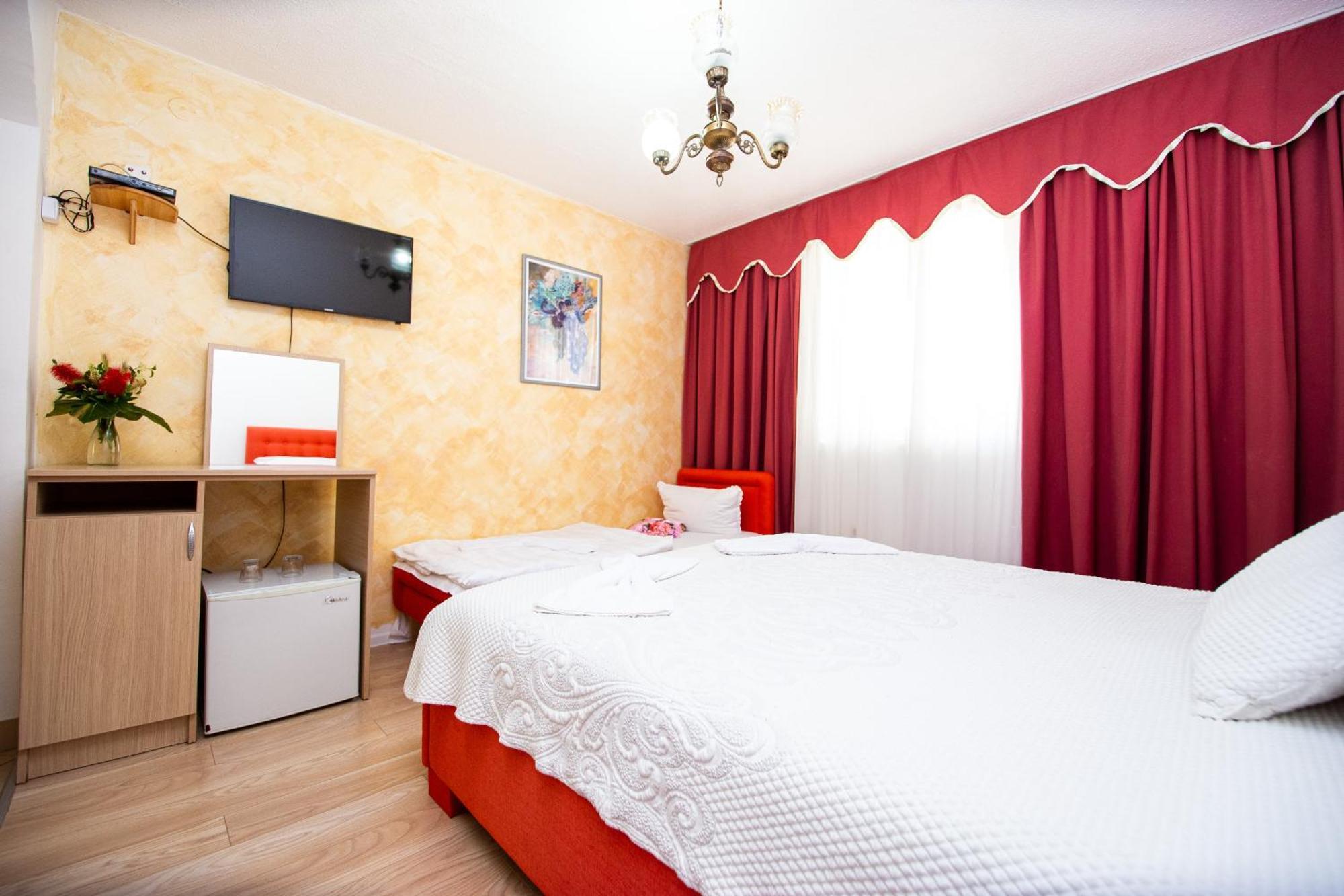 Saki Apartments Budua Esterno foto