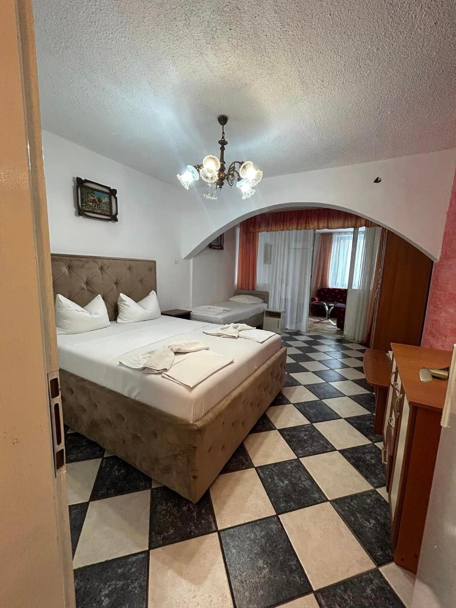 Saki Apartments Budua Esterno foto